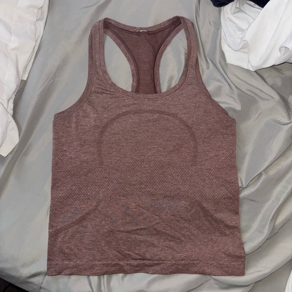 LuLulemon- Size 6 Dusty Rose Hip Length Swiftly Tech Racerback Tank Top 2.0 - Picture 1 of 3